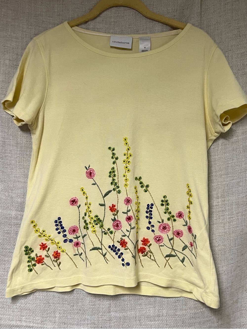 Liz Claiborne Pale Yellow Short Sleeve Tee with Multicolor Floral Embroidery